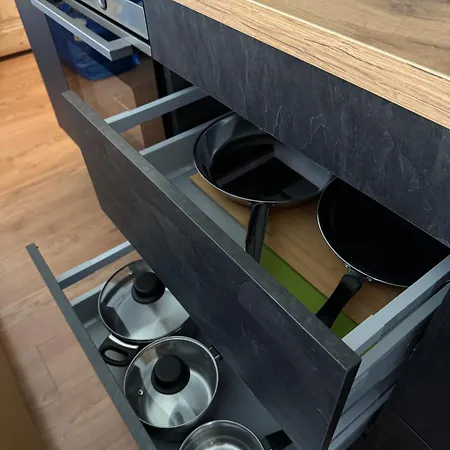 Lovely In Centre Of 公寓 *